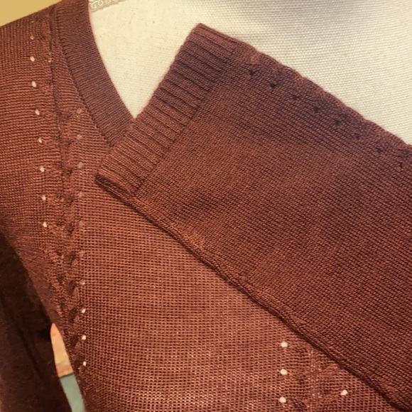 New Anthro Skies Are Blue burgundy detail sweater. - Picture 3 of 10